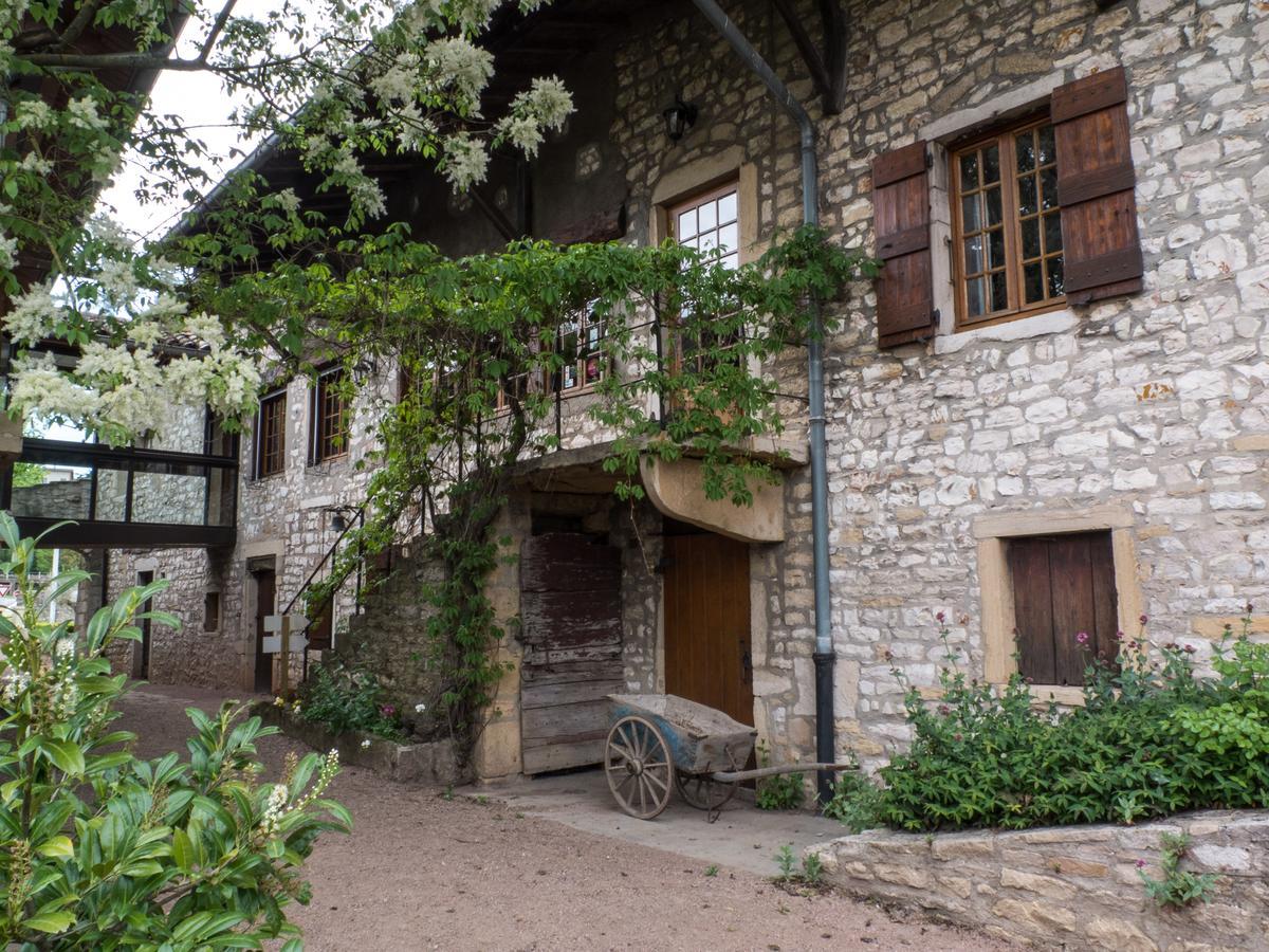 Logis Hôtel Restaurant La Vieille Ferme, Mâcon Nord Sancé Exterior foto